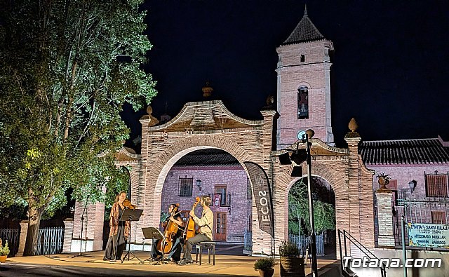 Cuerdas, música y naturaleza. “Ayres Extemporae” deslumbra en el ECOS Festival de Sierra Espuña, Foto 1