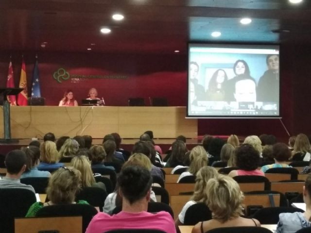 Unos 200 profesores de la Región participan en el I Encuentro de la Red de Centros Educación Responsable - 2, Foto 2