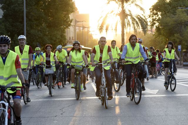 Doscientas personas participan en la subida en bicicleta al Campus de Espinardo de la Universidad de Murcia - 2, Foto 2