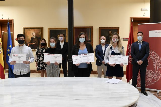 La Universidad de Murcia entrega premios a los mejores proyectos para la creación de empresas - 1, Foto 1