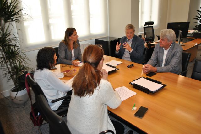 Reunión de trabajo de la presidenta de SATSE con los responsables de la Confederación Europea de Sindicatos Independientes - 1, Foto 1