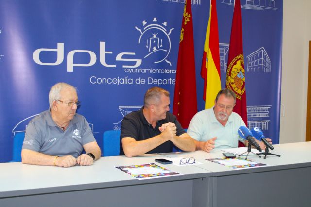 La travesía nocturna de montaña de los JDG convoca a senderistas de todas las edades a caminar y desafiar al mapa bajo las estrellas - 2, Foto 2