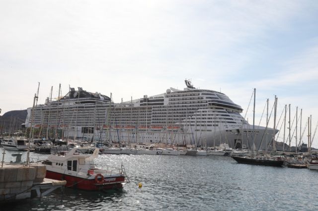 Primera escala del crucero MSC Virtuosa en el Puerto de Cartagena - 1, Foto 1