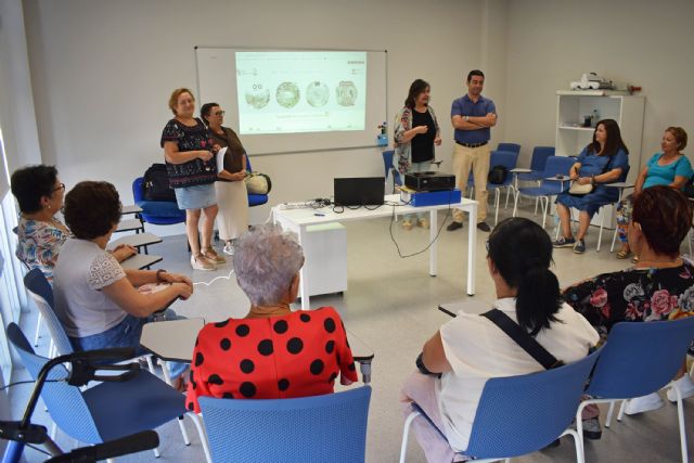 Un taller gratuito ayudará a prevenir entre las personas mayores la soledad no deseada Un taller gratuito ayudará a prevenir entre las personas mayores la soledad no deseada