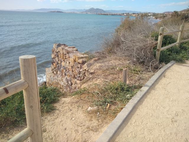 Sí Cartagena denuncia el mal estado de la barandilla del paseo que une la Azohía con Isla Plana - 4, Foto 4