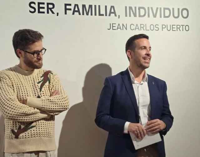 Inauguración de la exposición «Ser, Familia, Individuo» de Jean Carlos Puerto en el Museo Ciudad de Mula - 1, Foto 1