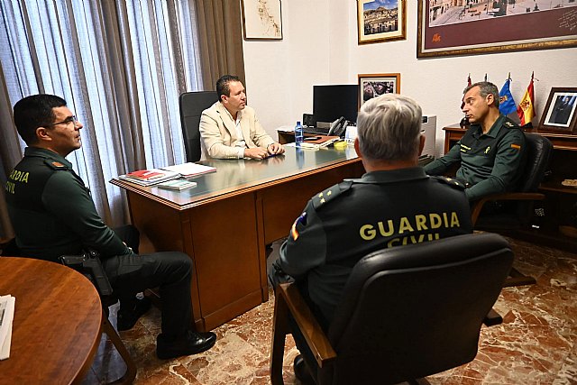 El alcalde de Mula se reúne con el coronel jefe de la Guardia Civil - 1, Foto 1