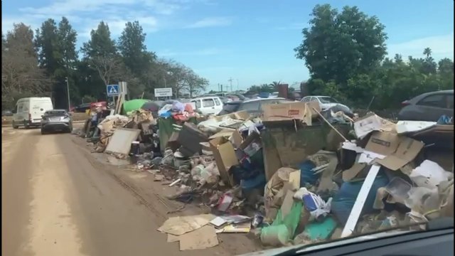 7.000 kilos en ayudas llegan a Algemesí desde los clubs de Puerto Lumbreras - 1, Foto 1