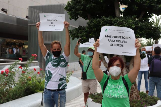 IU-Verdes apoya la reivindicación de los estudiantes de la UM para garantizar su seguridad frente a los exámenes presenciales - 1, Foto 1