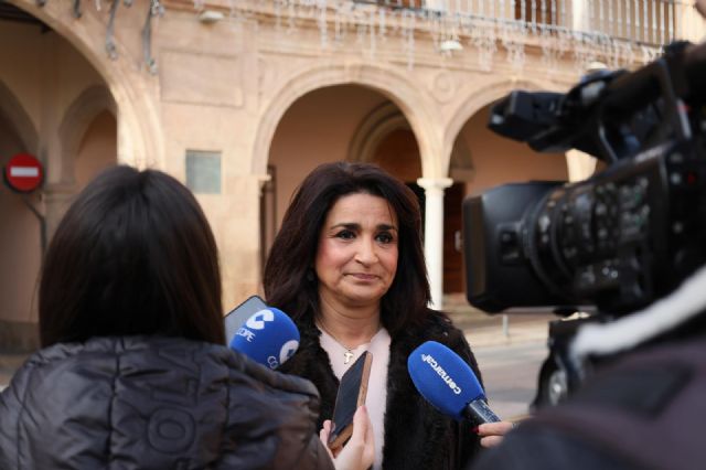 El Ayuntamiento pone en marcha casi una treintena de cursos de gimnasia para los mayores de Lorca - 2, Foto 2