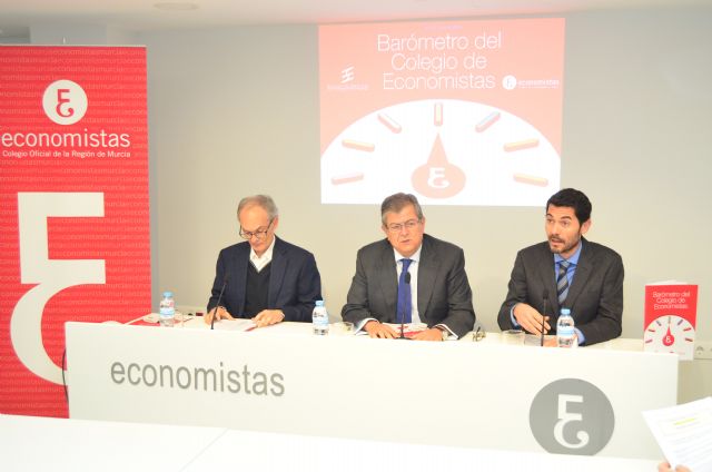 La recuperación económica se consolida según el barómetro del Colegio de Economistas - 2, Foto 2