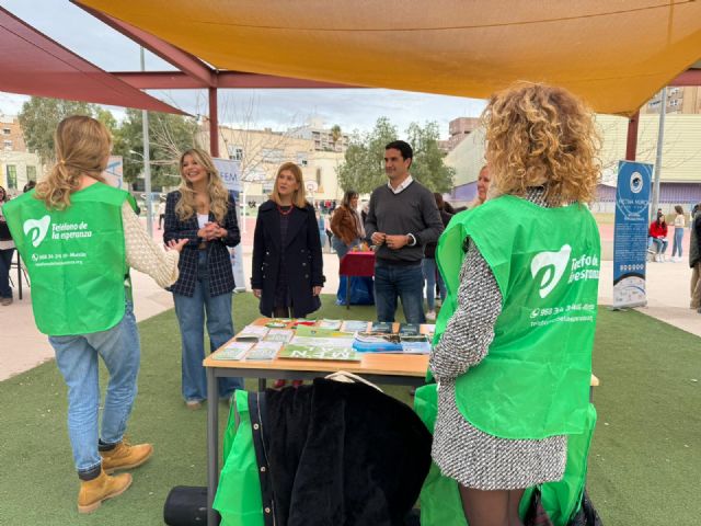 El IES 'Francisco Ros Giner' celebra la I Jornada del Voluntariado con la participación de quince oenegés - 2, Foto 2