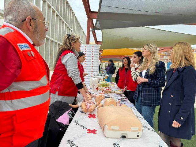 El IES 'Francisco Ros Giner' celebra la I Jornada del Voluntariado con la participación de quince oenegés - 4, Foto 4