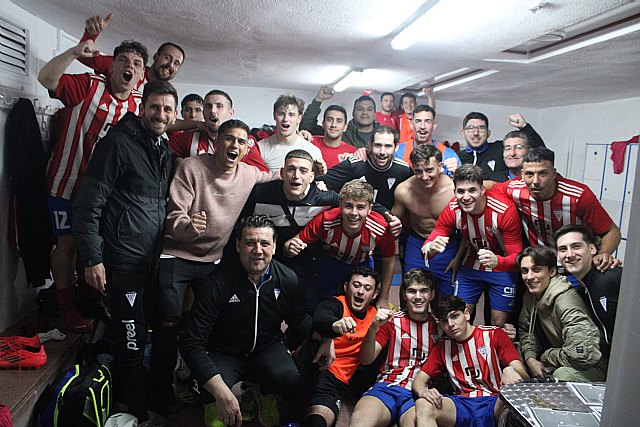 Victoria sufrida del Olímpico de Totana para seguir soñando con el ascenso, Foto 3