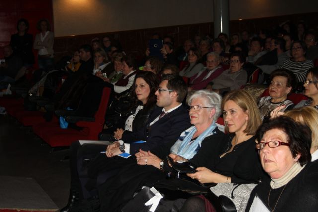 Las mujeres alzan su voz en un emotivo acto para celebrar el día 8 de marzo - 3, Foto 3