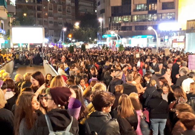 IU-Verdes, califica de éxito sin precedentes la huelga feminista del 8 de marzo - 1, Foto 1