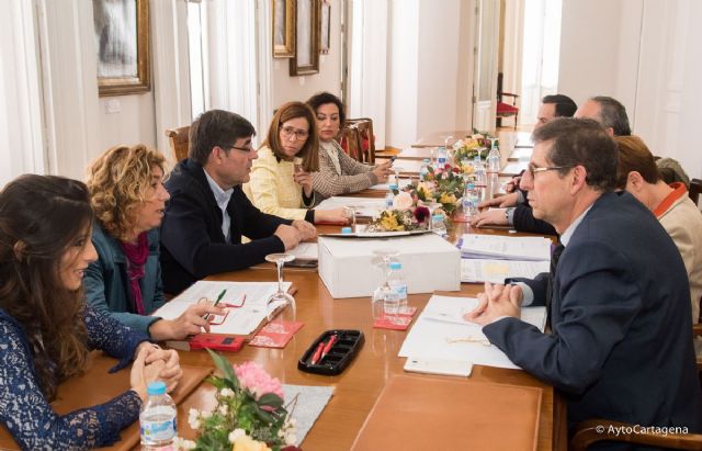 Aprobado un gasto plurianual de 713.900 euros para prorrogar los contratos de mantenimiento de la via publica y de bacheo - 1, Foto 1