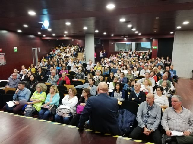 Más de 18.000 candidatos se examinan mañana para acceder a las 533 plazas de celador del Servicio Murciano de Salud - 1, Foto 1