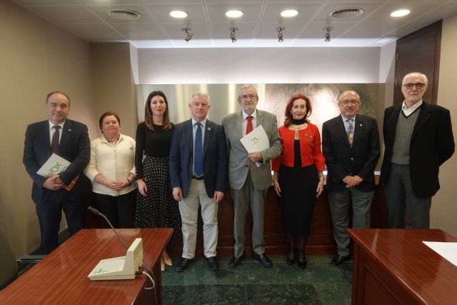 La Asamblea Regional constituye las comisiones mixtas con la Real Academia de Medicina y Cirugía y la Fundación Centro de Estudios Históricos e Investigaciones Locales - 1, Foto 1