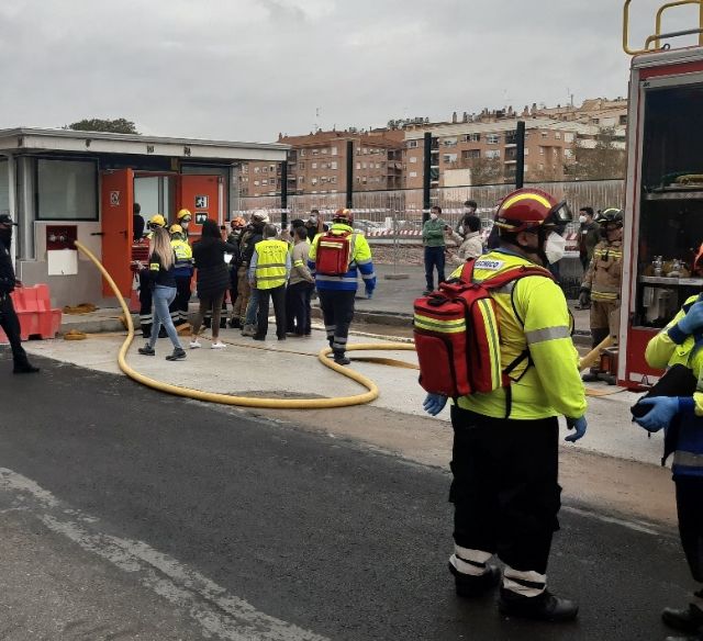 Adif realiza un simulacro de emergencia en el túnel de acceso a Murcia - 1, Foto 1