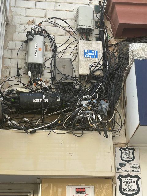 López Escolar (MC) propone una ordenanza para regular el cableado en las calles de Cartagena - 1, Foto 1