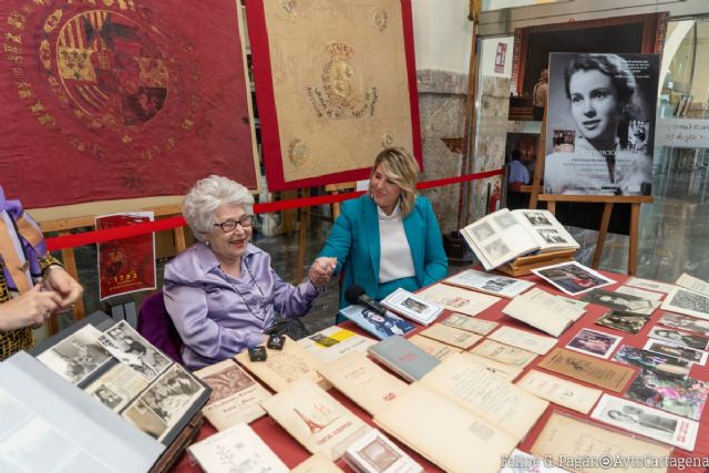 María Teresa Cervantes entrega parte de su legado al archivo municipal de Cartagena - 1, Foto 1