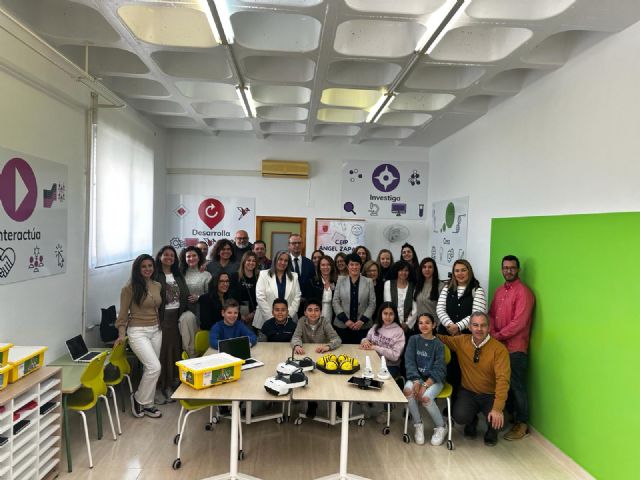 El CEIP Ángel Zapata seleccionado para celebrar un encuentro nacional digital - 1, Foto 1