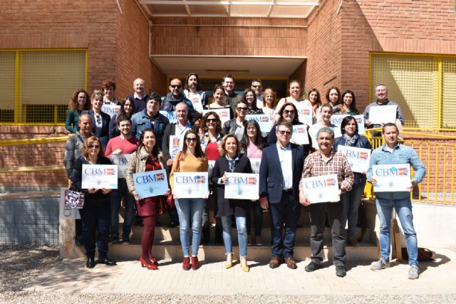 Educación distingue a los 153 centros que este curso se han sumado al sistema de enseñanza en lenguas extranjeras - 1, Foto 1