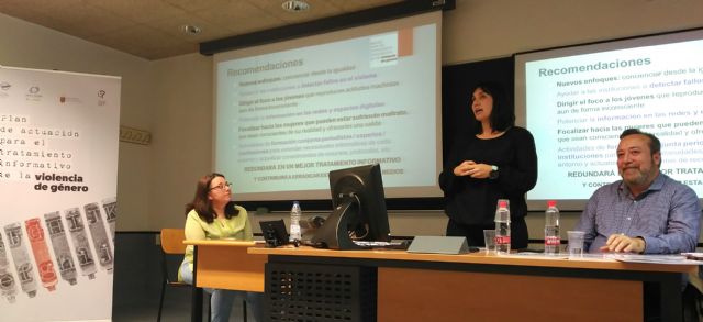 La Fundación Asociación de la Prensa presenta en la Universidad de Murcia su Manual para el tratamiento informativo de la violencia de género - 4, Foto 4