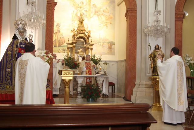 La Eucaristía es sacramento del misterio de la Iglesia, como comunidad reunida en el amor - 1, Foto 1