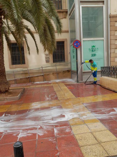 Murcia recupera la normalidad en tiempo récord tras acoger a más de un millón de personas por el Entierro de la Sardina - 1, Foto 1