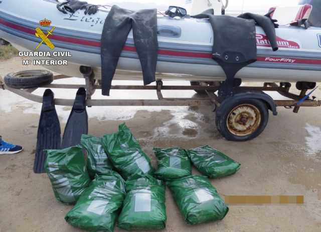 La Guardia Civil inmoviliza 165 kilos de pescado en San Pedro del Pinatar y Torre Pacheco - 1, Foto 1