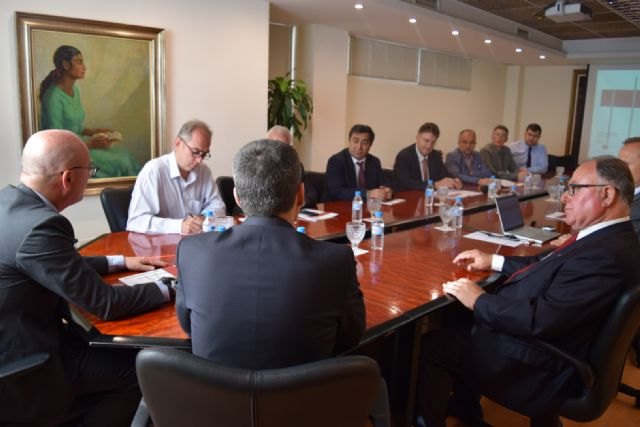 Una delegación turca visita la Región para conocer las innovaciones del modelo de extracción del sector de la piedra natural - 1, Foto 1