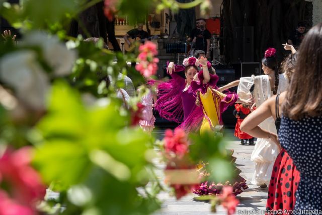 Las Cruces de Mayo se consolidan como atractivo turístico en Cartagena - 1, Foto 1