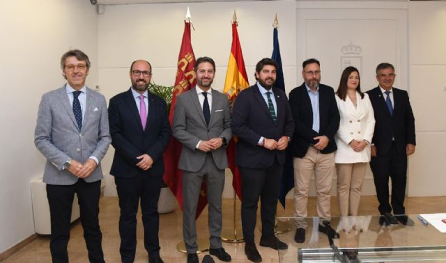 Los ingenieros técnicos industriales apoyan las políticas de energía del Gobierno regional - 1, Foto 1