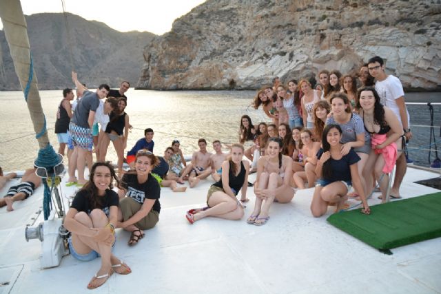 El campamento tecnológico Campus Mare Nostrum concluye con una ruta de la UPCT en catamarán - 1, Foto 1