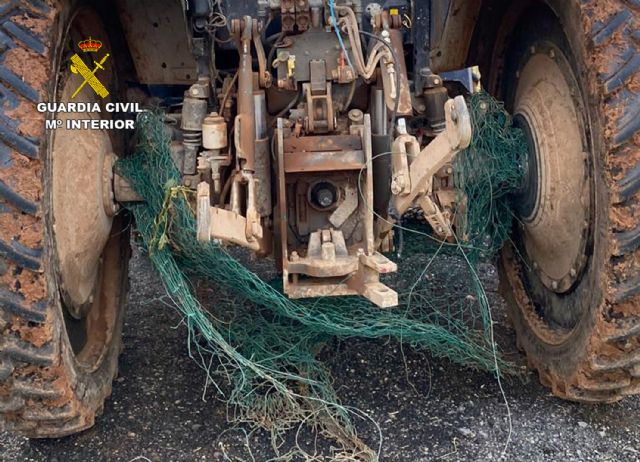 La Guardia Civil investiga en Cabo de Palos a doce menores por causar daños en una finca agrícola - 3, Foto 3