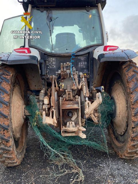 La Guardia Civil investiga en Cabo de Palos a doce menores por causar daños en una finca agrícola - 4, Foto 4