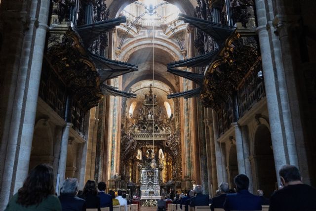 Iberdrola revitaliza la Catedral de Santiago con una nueva iluminación interior en el Año Jubilar Compostelano - 2, Foto 2