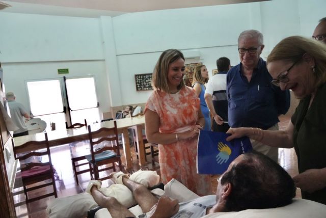 Conchita visita el Hogar Torre Nazaret en Cartagena - 1, Foto 1