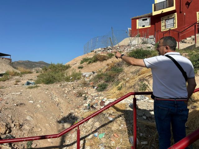 Fulgencio Gil da la espalda a los vecinos del barrio de San Cristóbal tras un año en el gobierno y después de sus falsas promesas para conseguir el sillón de la alcaldía - 2, Foto 2