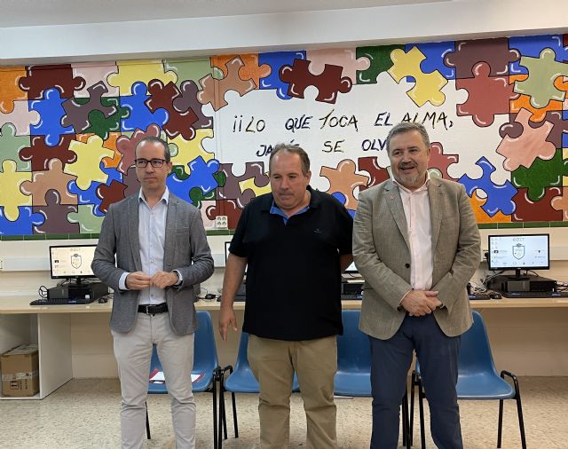 Las aulas EDIT dotarán a los centros educativos de recursos tecnológicos para la transformación digital - 1, Foto 1