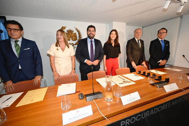 López Miras participa con la ministra de Justicia en la inauguración de la renovada sede del Colegio de Procuradores de Murcia - 1, Foto 1