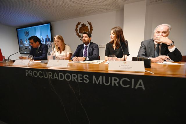 López Miras participa con la ministra de Justicia en la inauguración de la renovada sede del Colegio de Procuradores de Murcia - 2, Foto 2