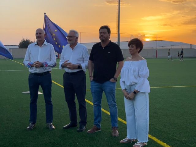 Dolores de Pacheco estrena su renovado campo de fútbol 11 con un amistoso entre el Dolores Senior EF y el Real Murcia Imperial CF Dolores de Pacheco estrena su renovado campo de fútbol 11 con un amistoso entre el Dolores Senior EF y el Real Murcia Imperial CF