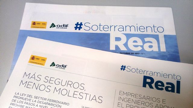 Ahora Murcia denuncia importantes irregularidades en el folleto sobre el ave repartido con la prensa regional del domingo - 1, Foto 1