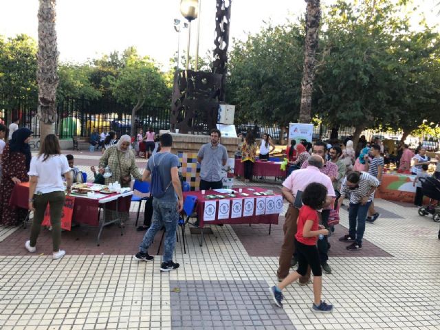 Convivencia intercultural en la ´Feria de la Ciudadanía´ de San Antón y la Urbanización Mediterráneo - 1, Foto 1