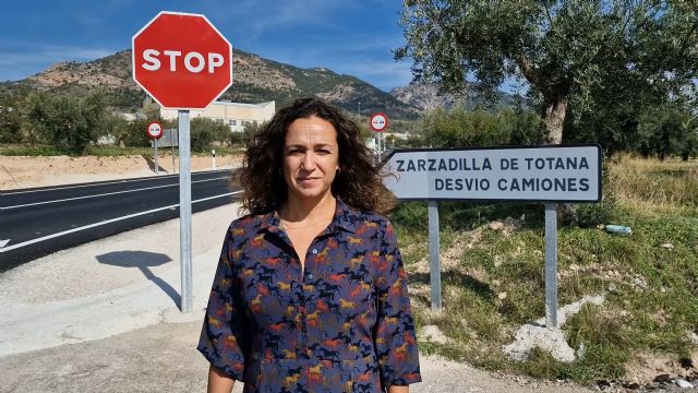 El PSOE celebra el final de las obras de la carretera de Zarzadilla de Totana, una apuesta del alcalde Diego José Mateos, y exige al PP que la abra al tráfico cuanto antes - 1, Foto 1