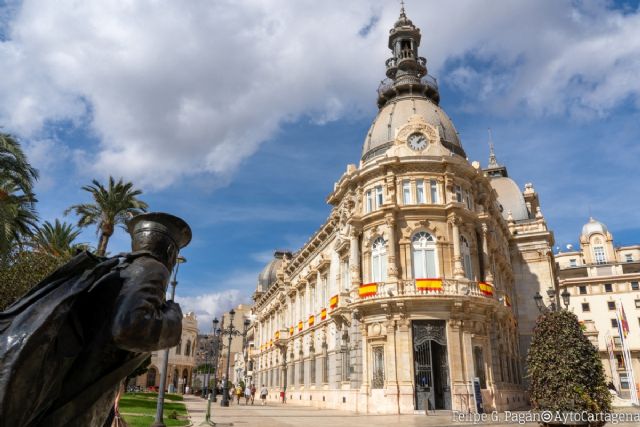 La Fiesta Nacional se celebra en Cartagena con actos culturales y visitas al Arsenal Militar - 1, Foto 1