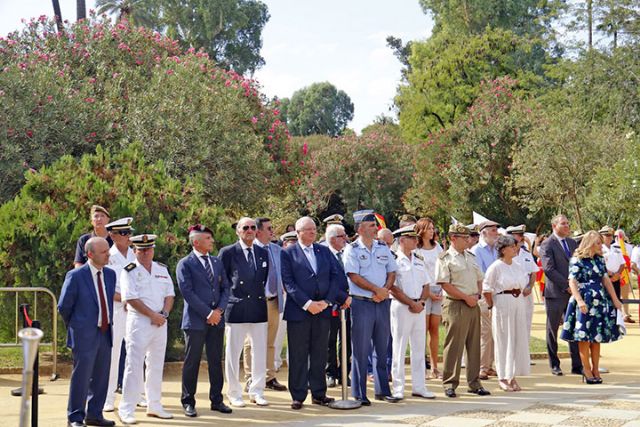 La sociedad civil y militar sevillana se vuelca en recuperar su esencia americanista - 3, Foto 3